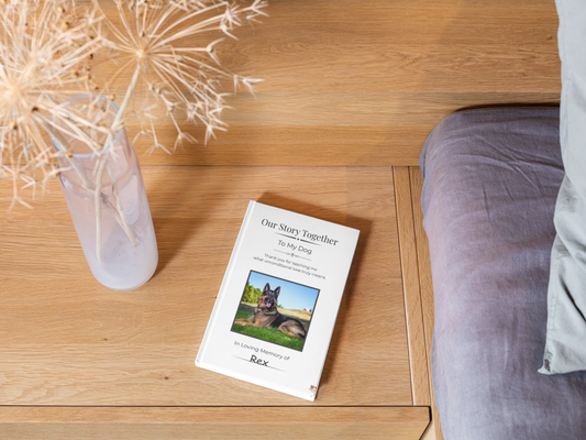  printable pet memorial journal on a wooden table